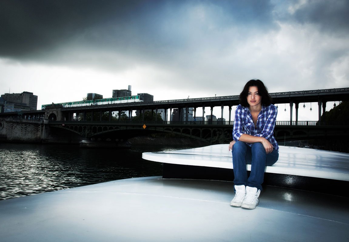 Portrait on a bridge over the Seine